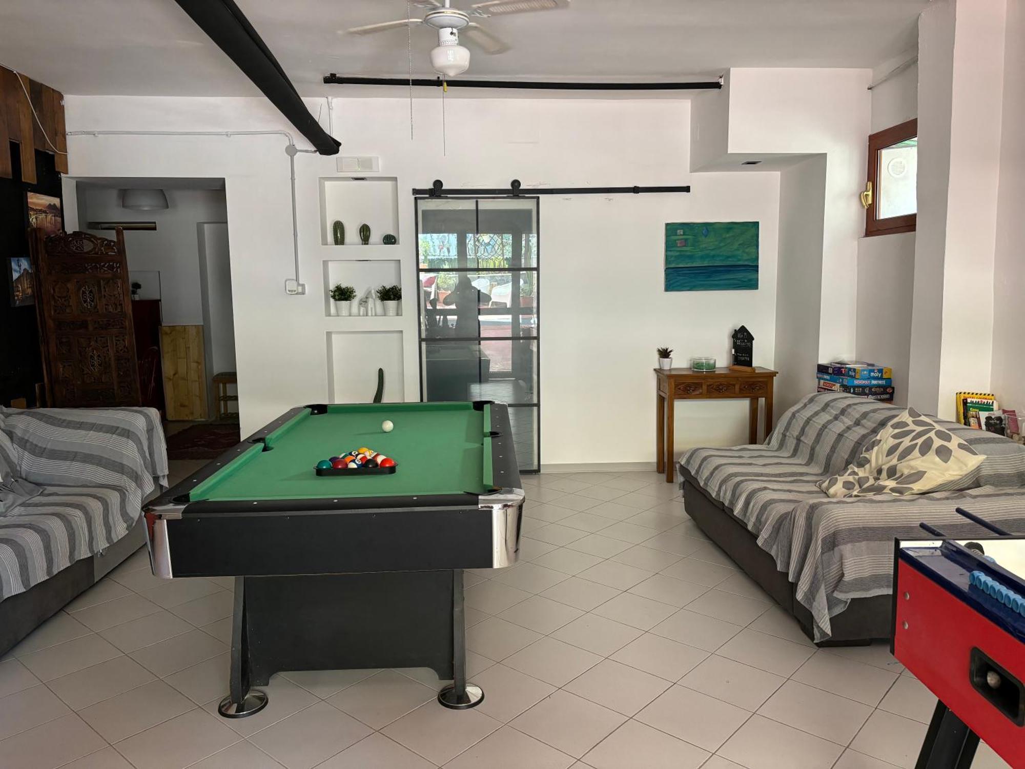 Tabor 1 Garden & Parking Apartment Наполи Екстериор снимка